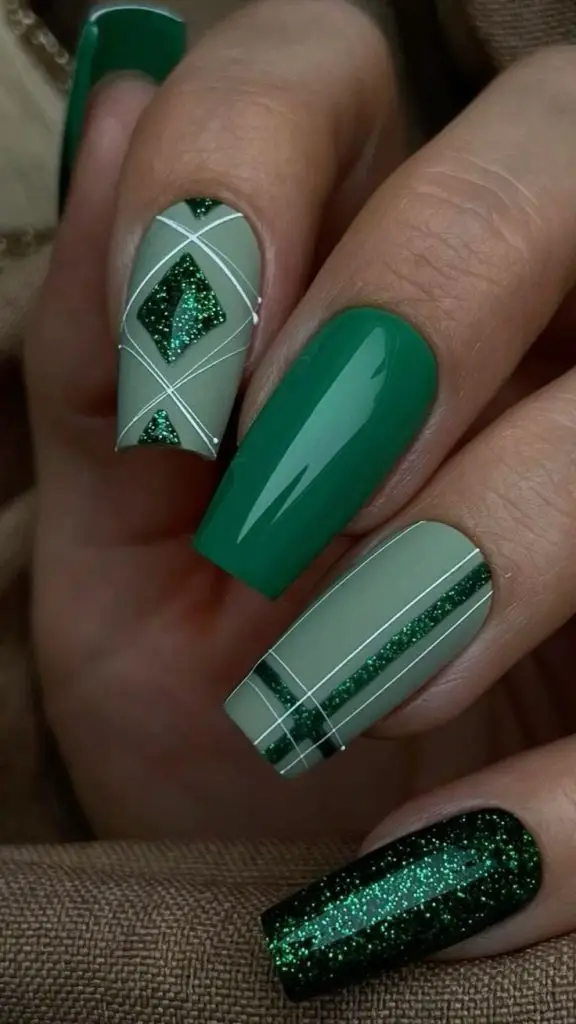 Neutral Acrylic Nails with Minimalistic Swirl Art