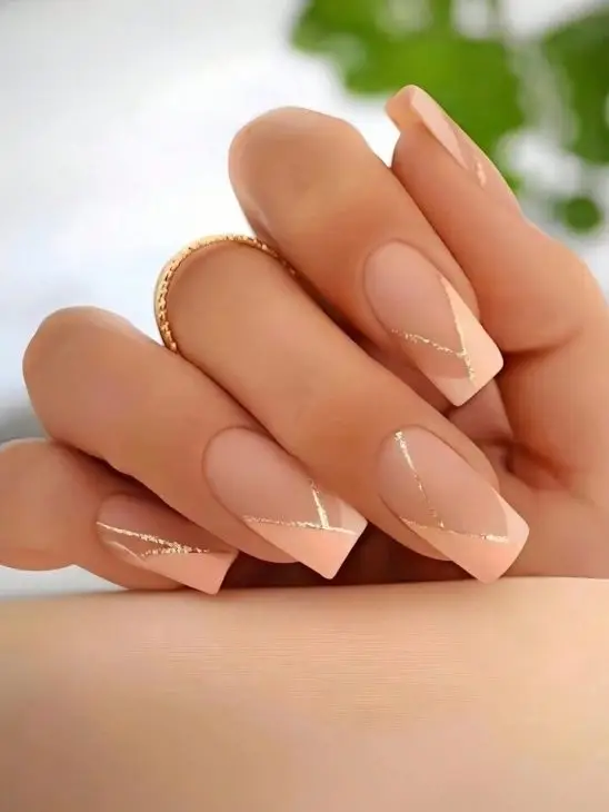 Short Neutral Nails with Glitter Accents and Geometric Details