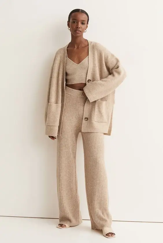 Monochrome Earthy Chic
