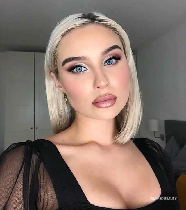 Glamorous Metallic Pink Look