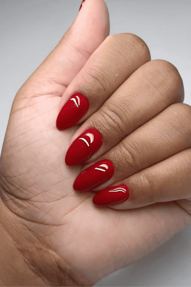Natural red Valentine’s Day nails with understated style