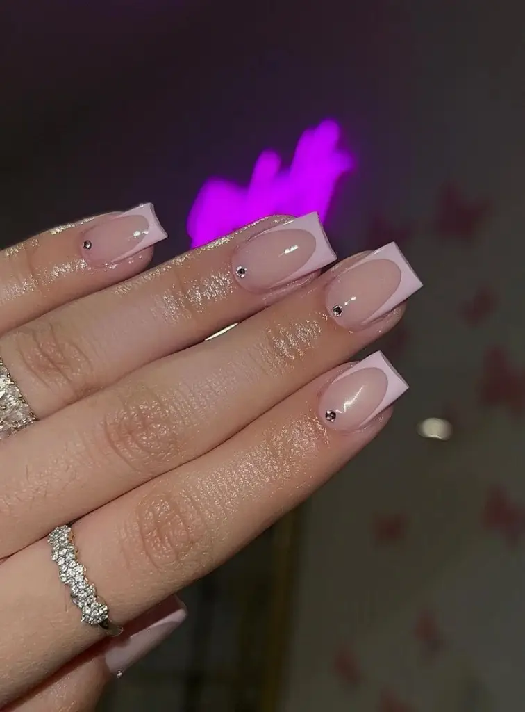 Romantic Cherry Blossom-Inspired Nails