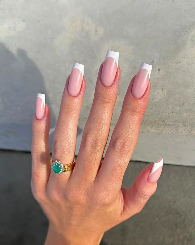 Chic Mauve Nails with Subtle Glitter Tips