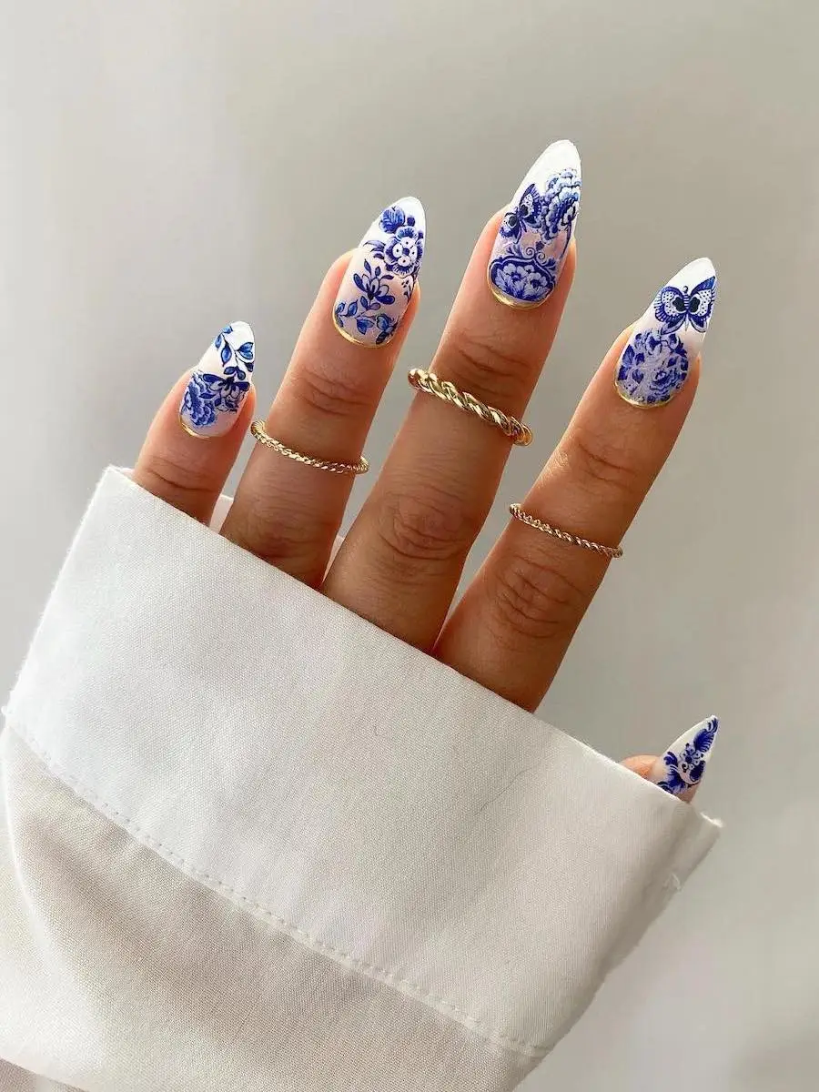 Fresh Green Spring Tip Nails