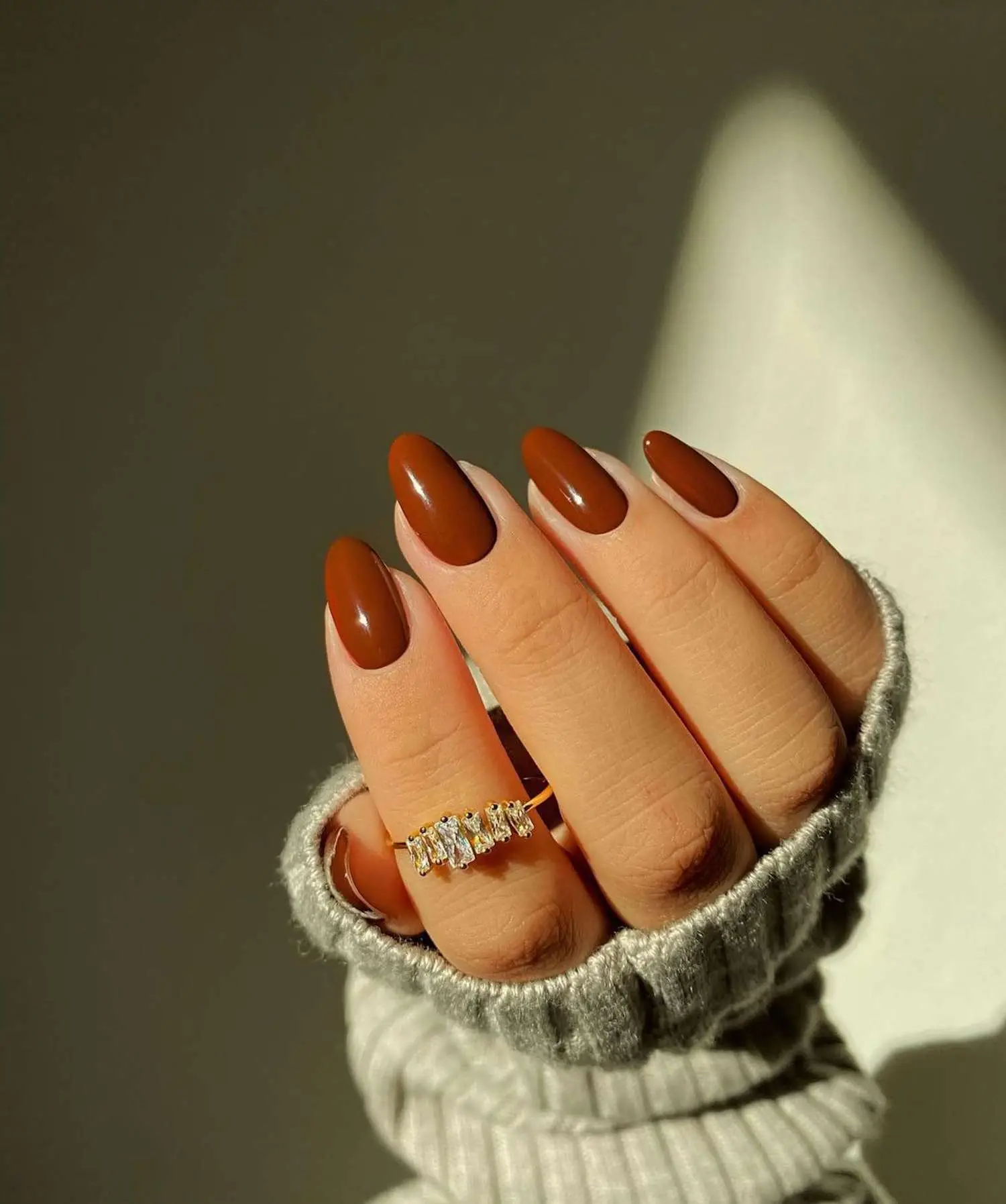 Pink ombré Valentine’s Day nails fading from blush to magenta