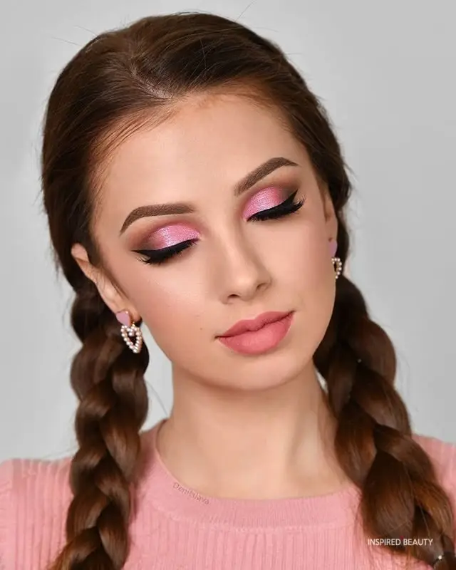 Sweet Strawberry-Inspired Glam