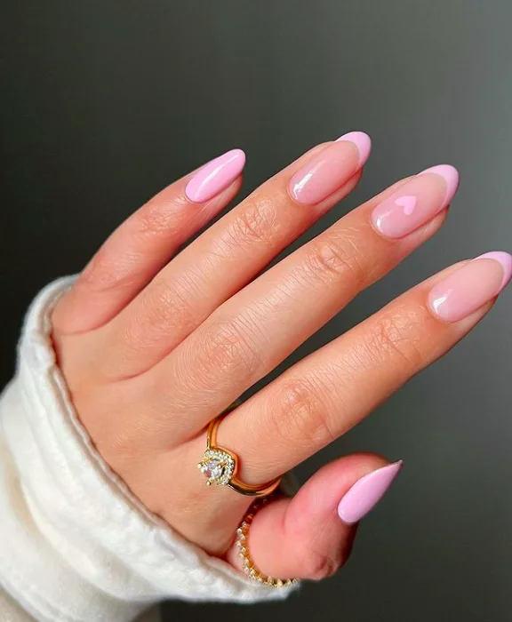 Delicate Love Letter-Inspired Nail Art
