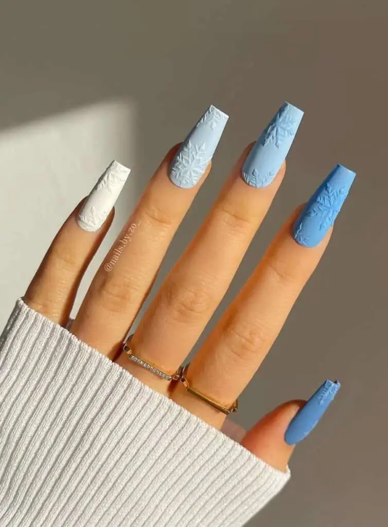 Soft Frosted Blue Glam