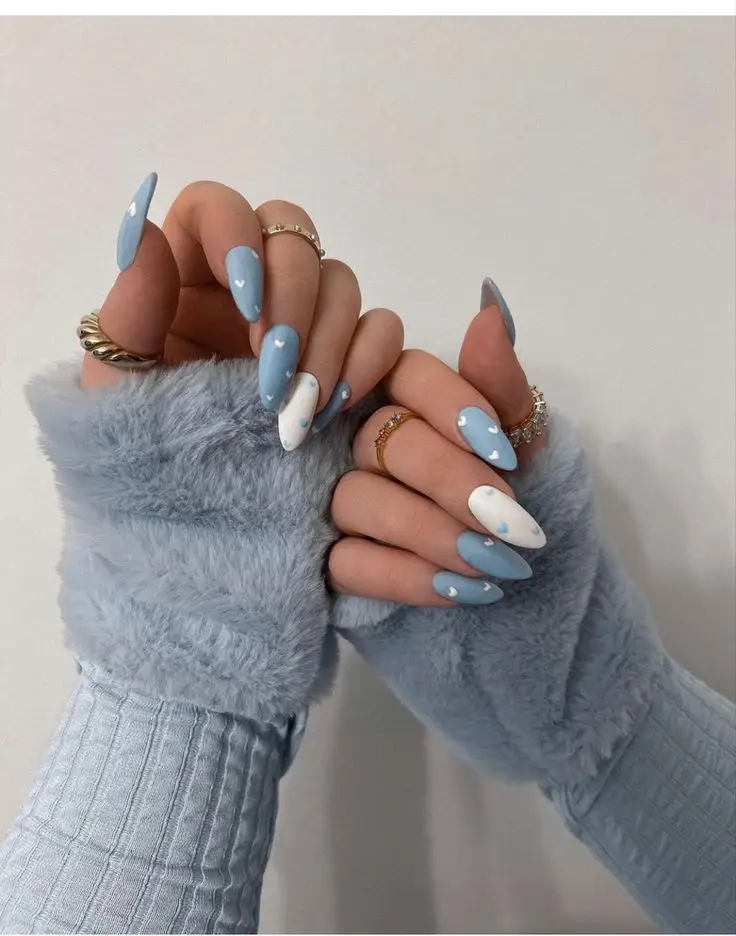 Gemstone-Inspired Spring Nails with Glitter Highlights