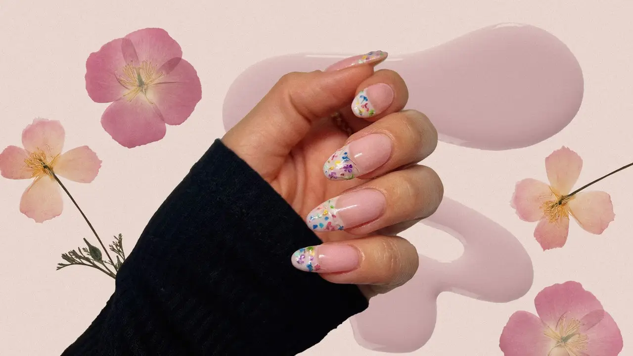 Ocean-Inspired Gradient Nails