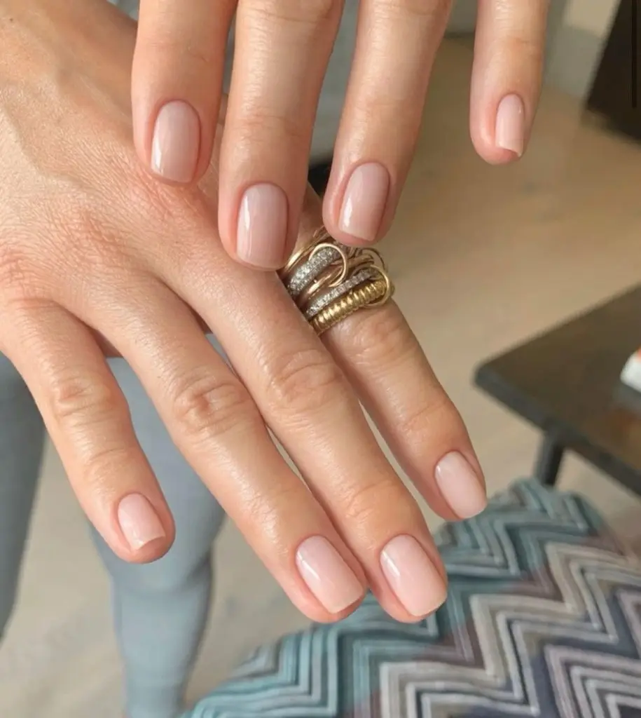 Short Nails in Soft Mauve with Subtle Shimmer