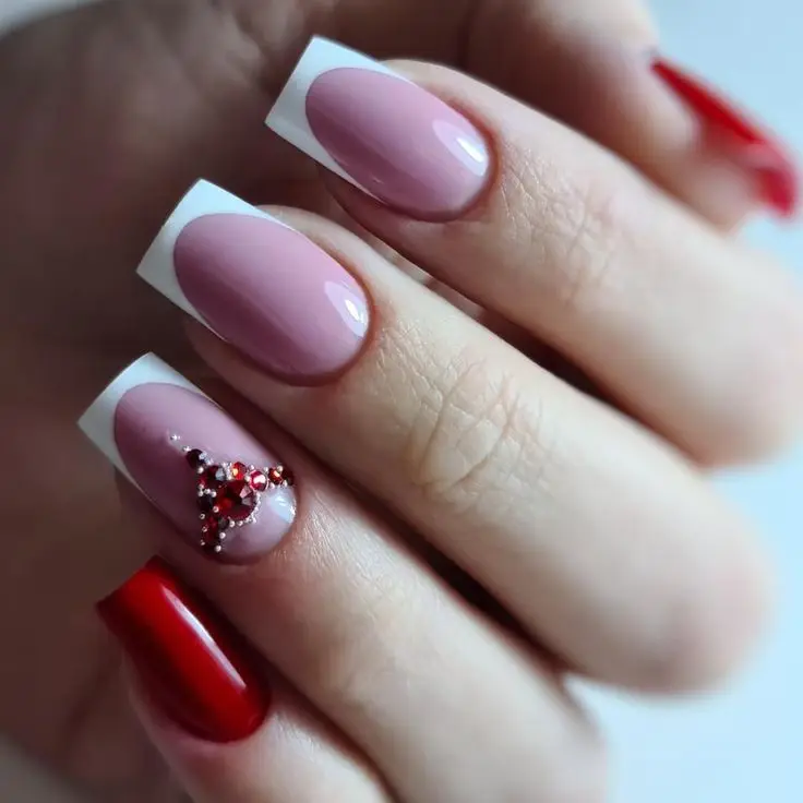 Neutral Nails with Striking Gold Accents