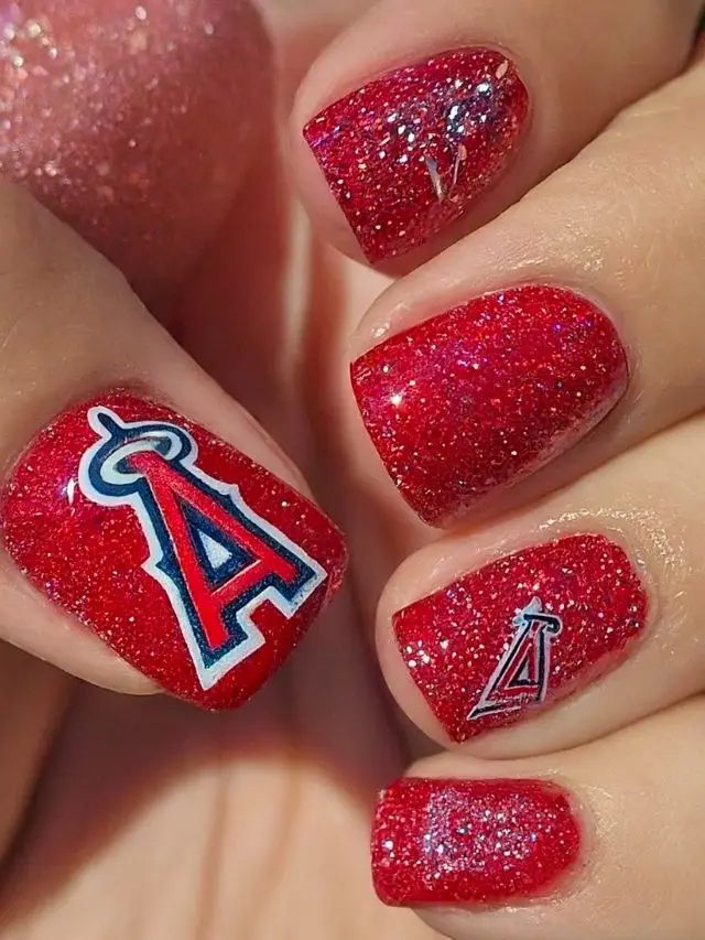 Glittery Angels Nail Art