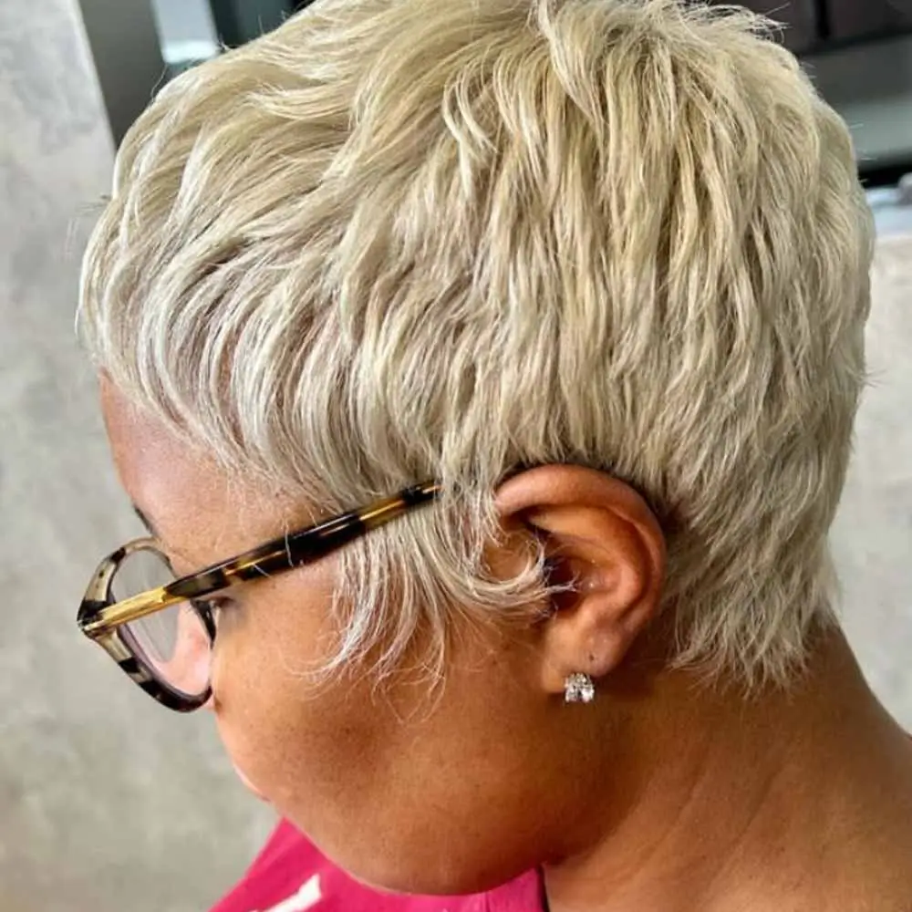 Cool-Toned Sleek Bob for Black Women